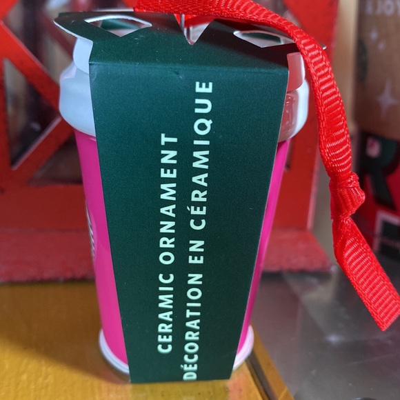 ⭐️⭐️Starbucks⭐️⭐️ 2021 Pink Ornament - Picture 2 of 5